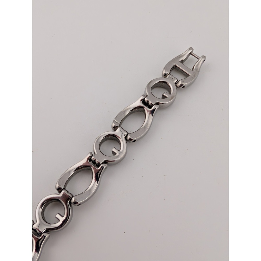 Vintage Guess Watchc Women 23mm Case Spiral Dial‎ Silver 6.5" Band- New Battery - Picture 5 of 6